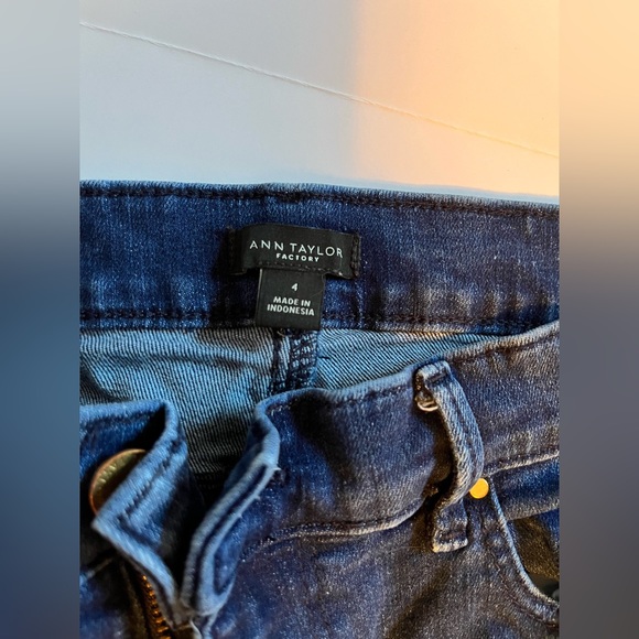 Ann Taylor Jeans - Petite - Picture 4 of 4